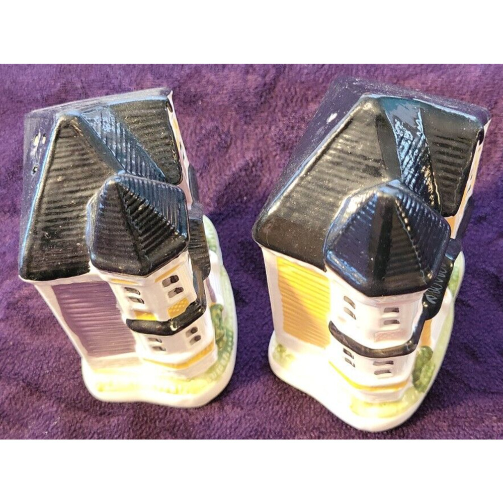 Salt and Pepper Shaker Set Vintage Hermitage Pottery Town House 1993 Gently Used